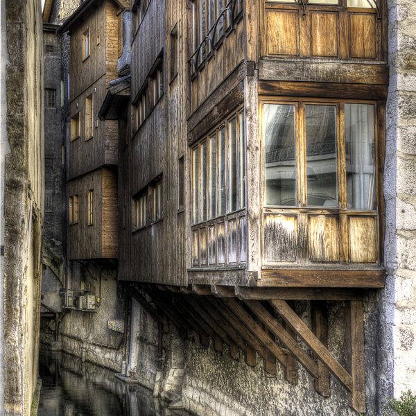 HDR 10